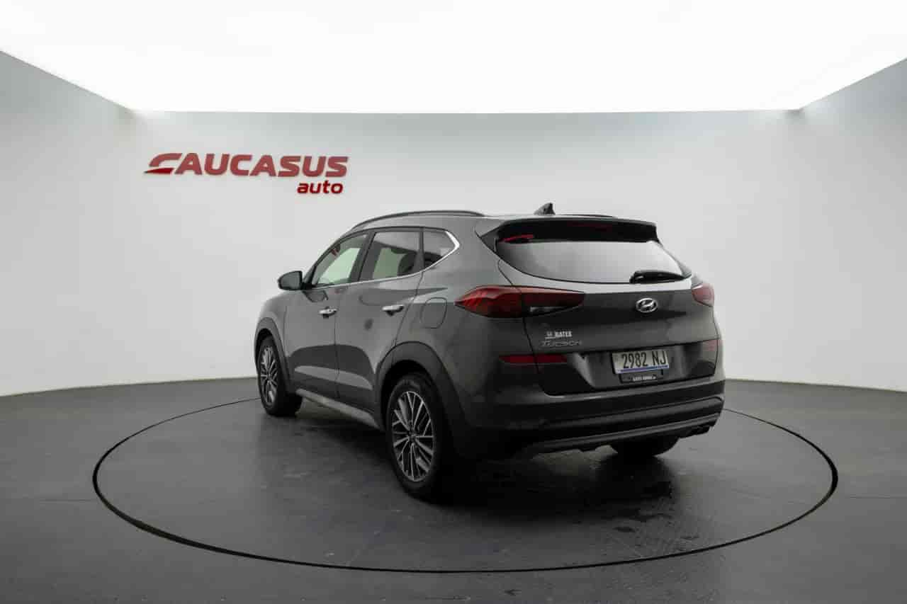 HYUNDAI Tucson - 6