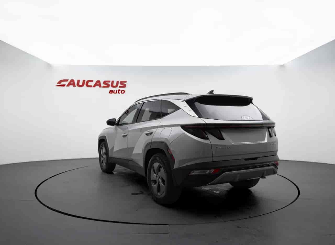 HYUNDAI Tucson - 6