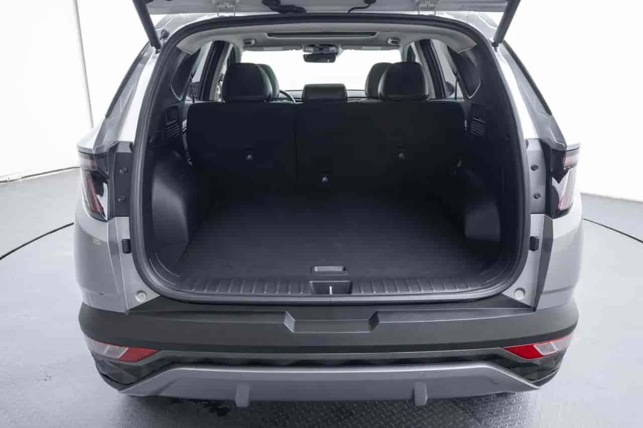 HYUNDAI Tucson - 7
