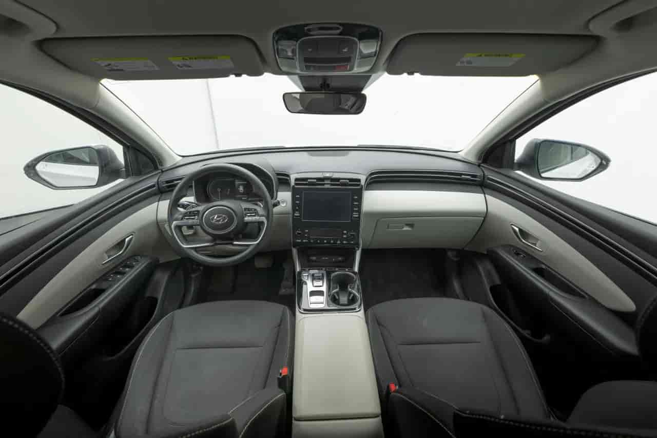 HYUNDAI Tucson - 10