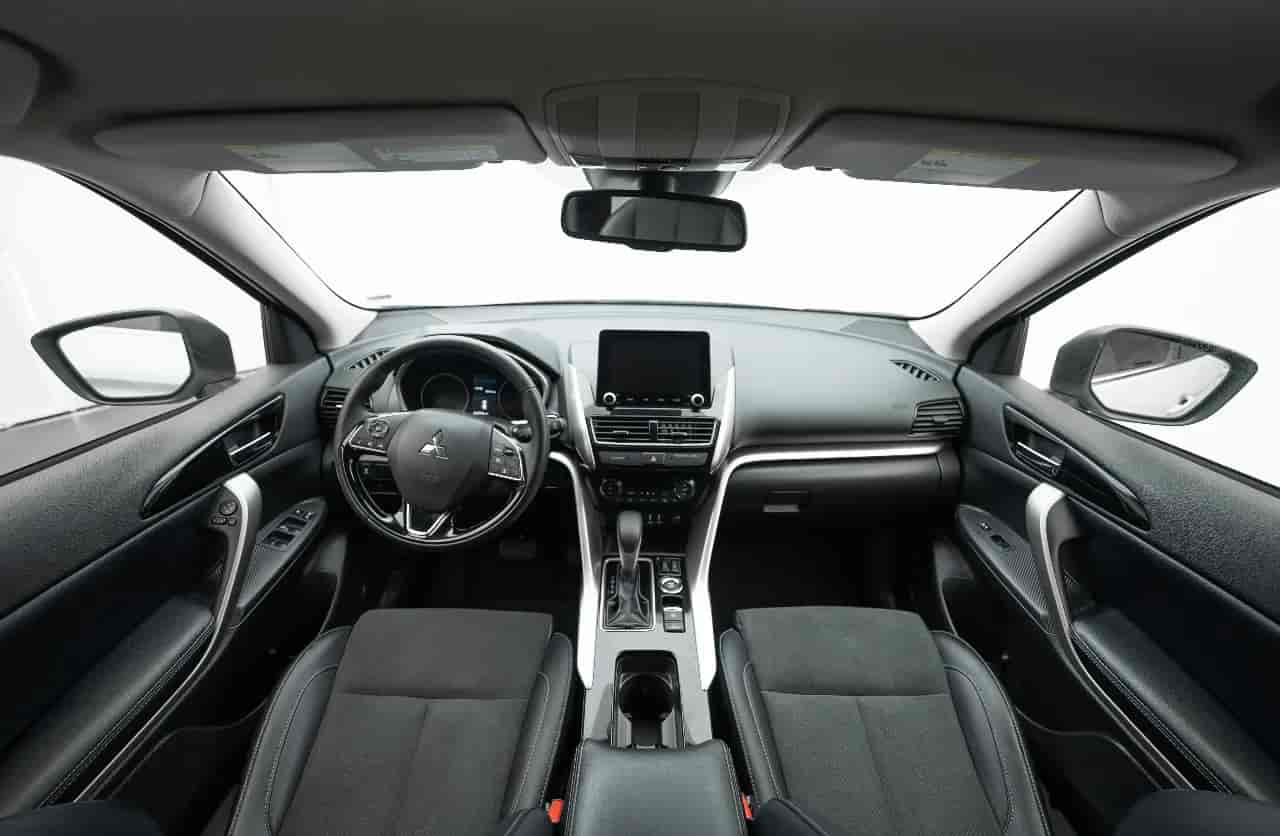 MITSUBISHI Eclipse Cross - 9