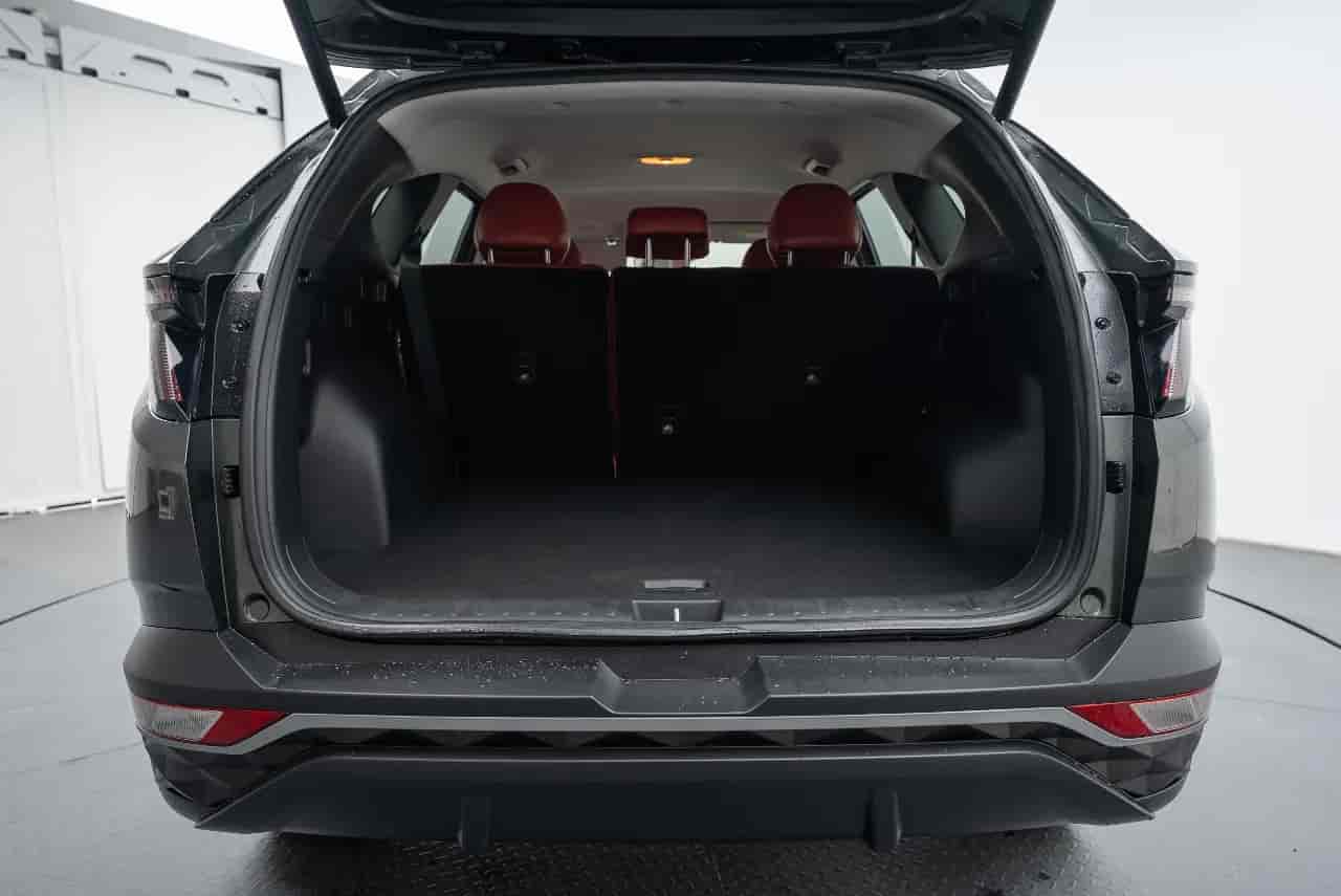 HYUNDAI Tucson - 7