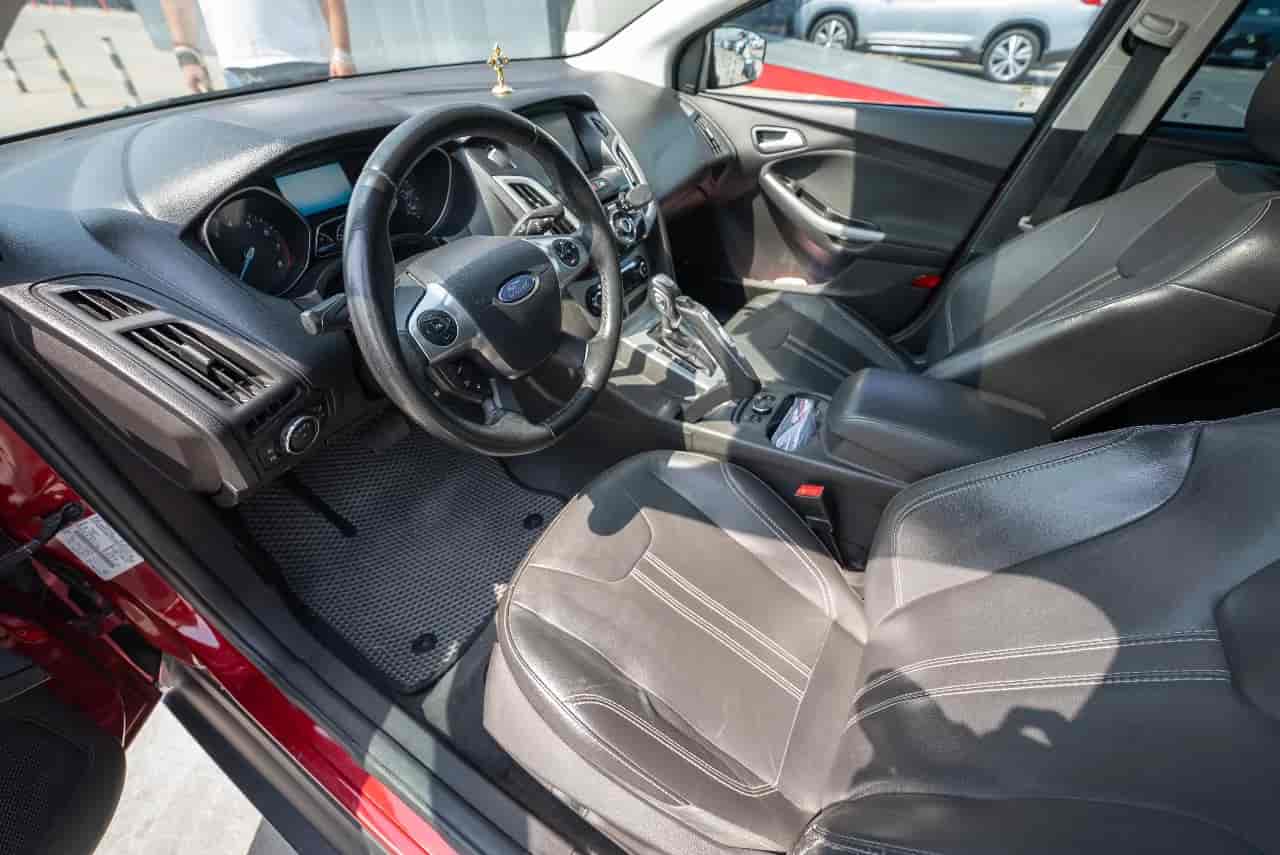 FORD Focus - 10
