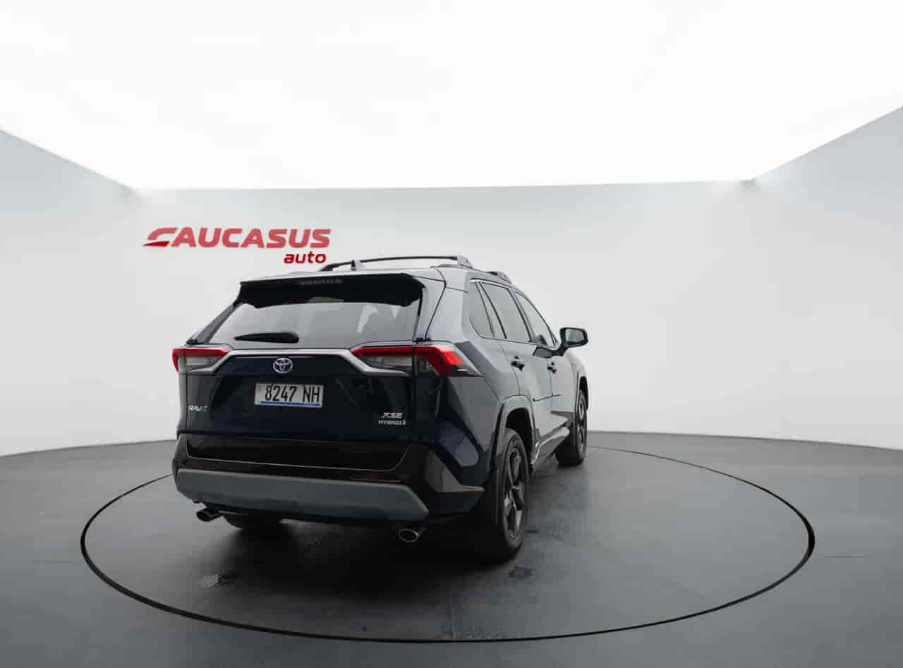TOYOTA RAV4 - 4