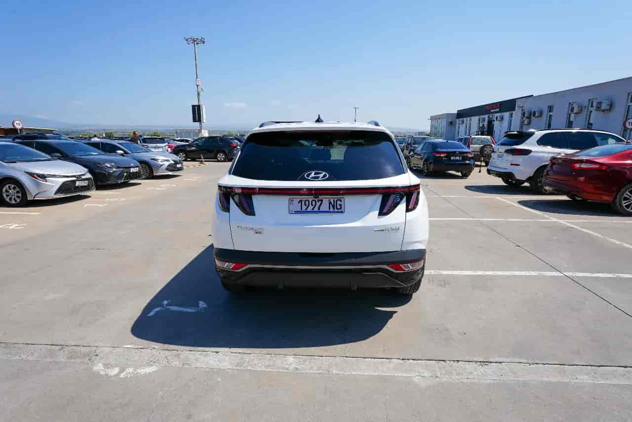 HYUNDAI Tucson - 5