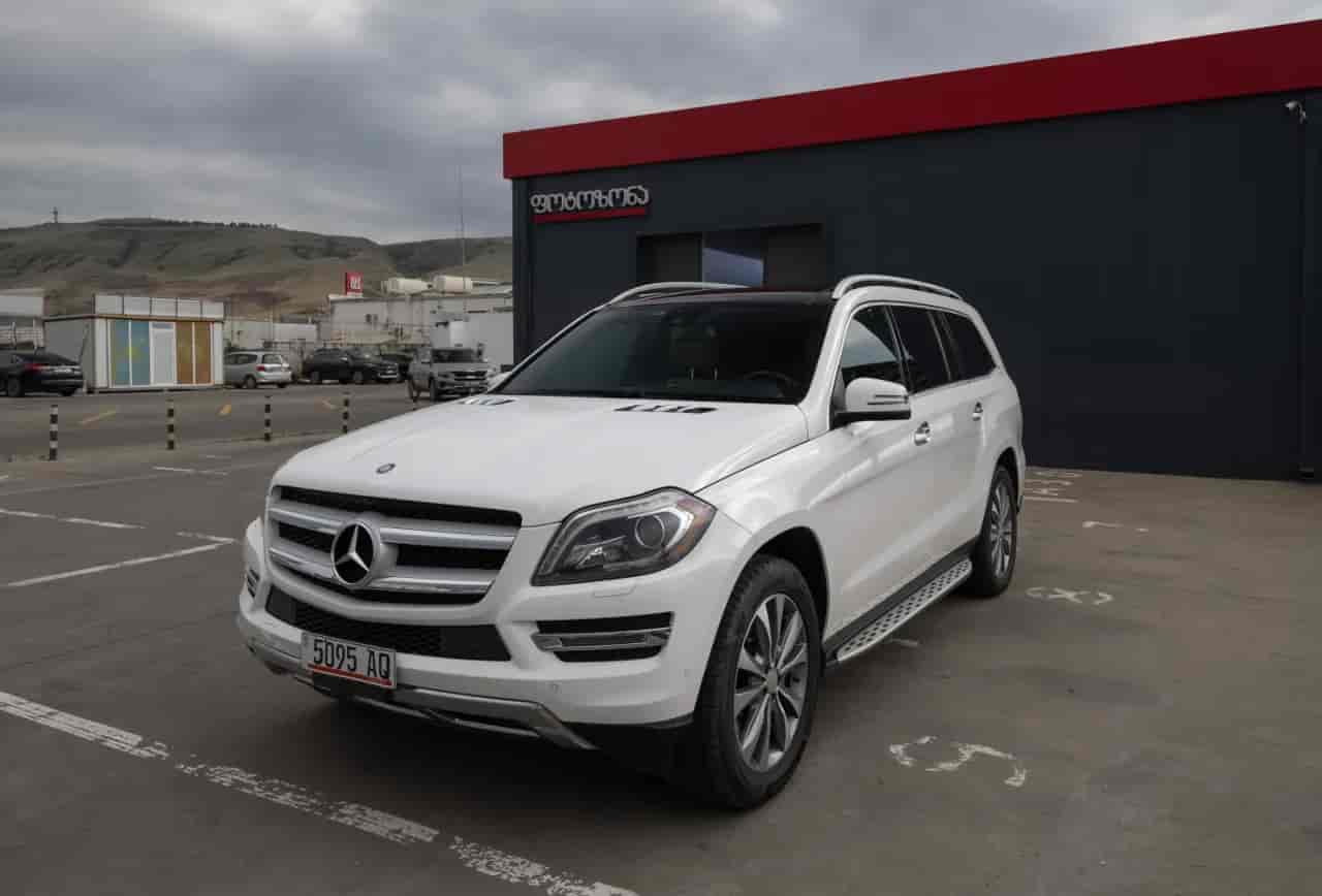 MERCEDES-BENZ 450 - 1
