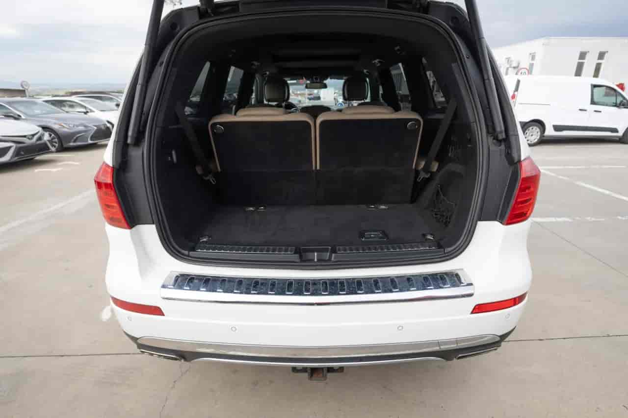 MERCEDES-BENZ 450 - 7