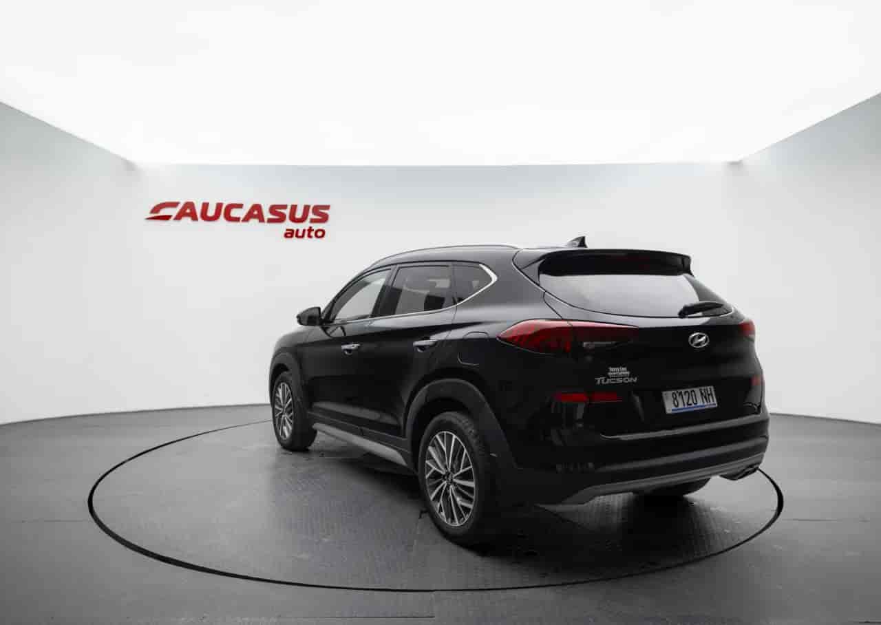 HYUNDAI Tucson - 6