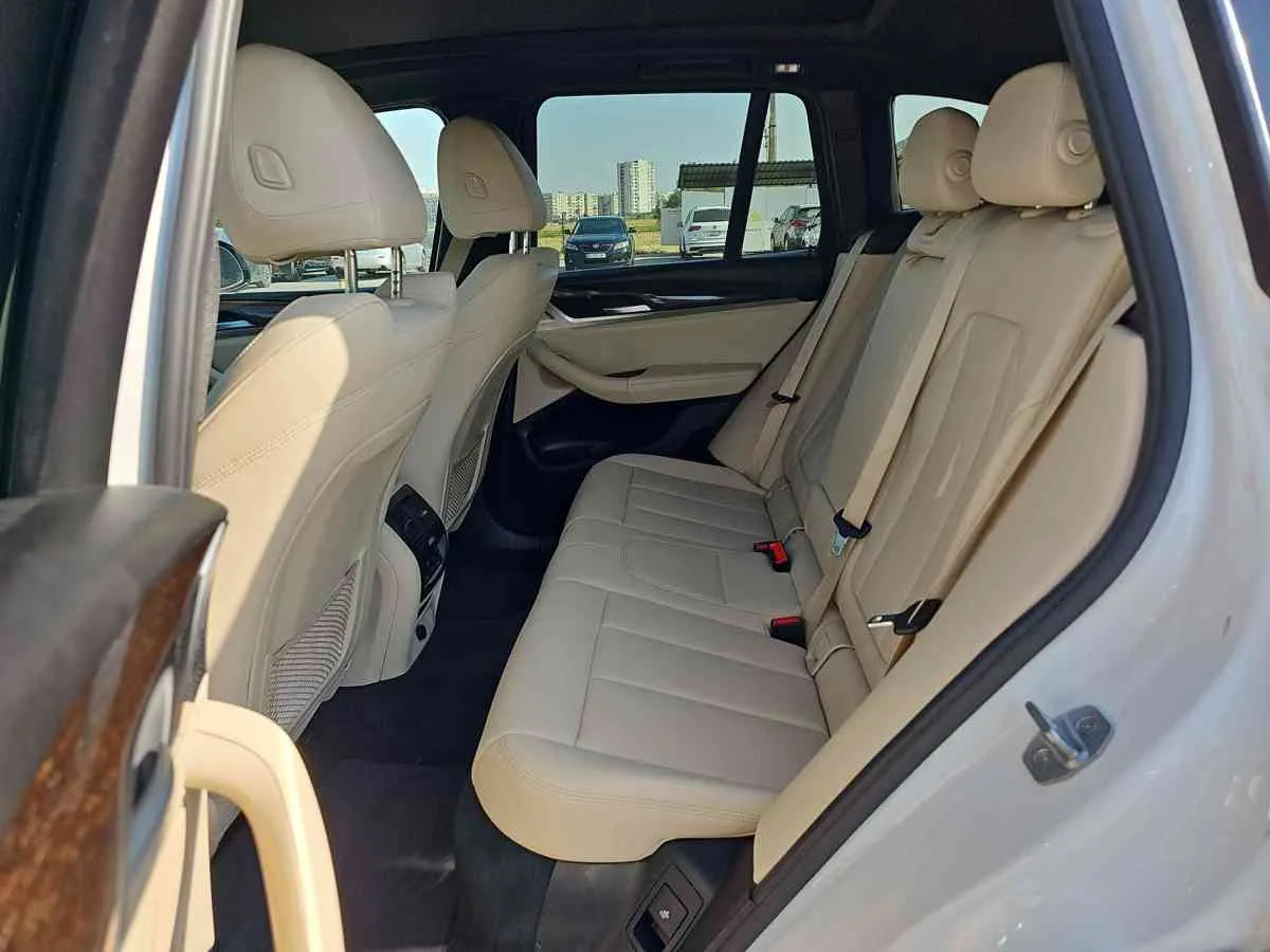 BMW X3 - 7