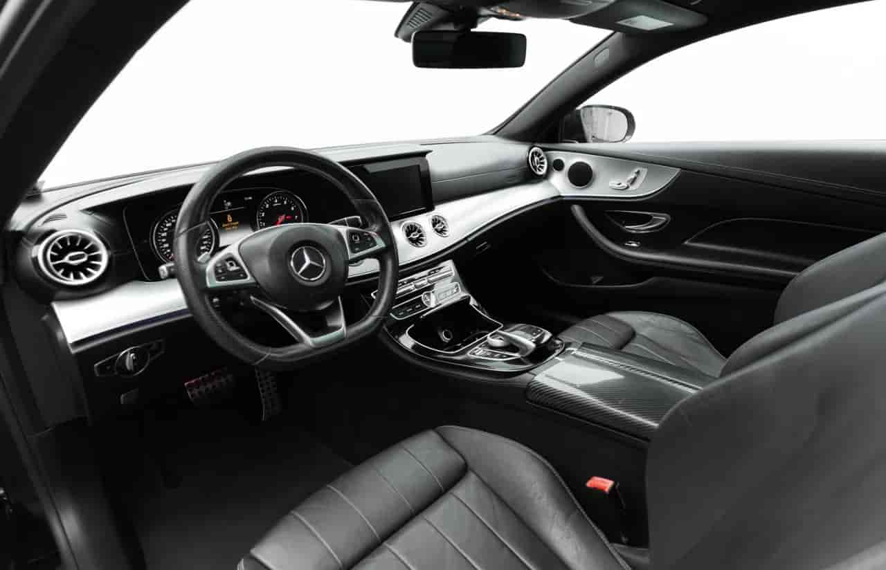 MERCEDES-BENZ E-Class - 9