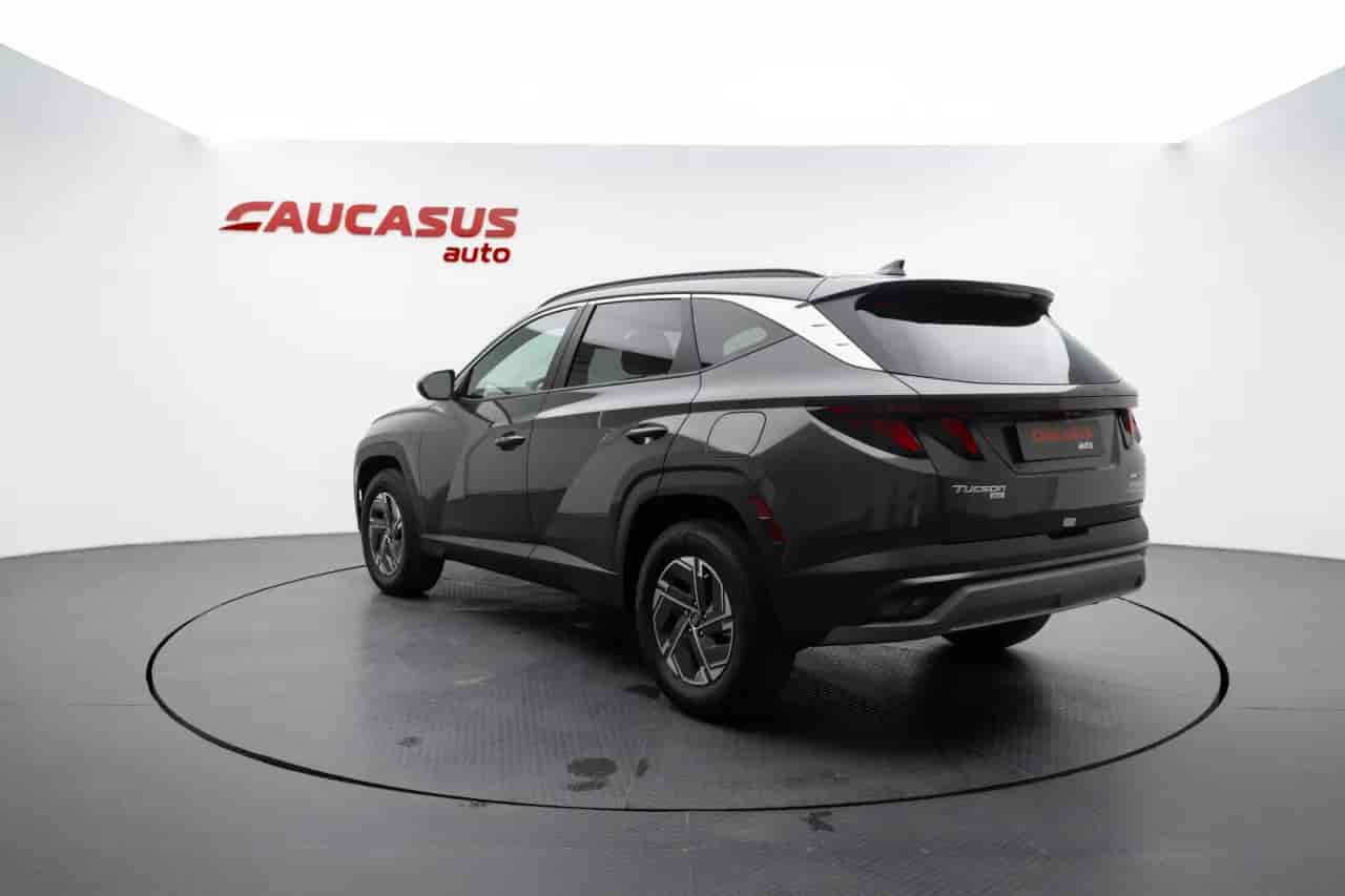 HYUNDAI Tucson - 6