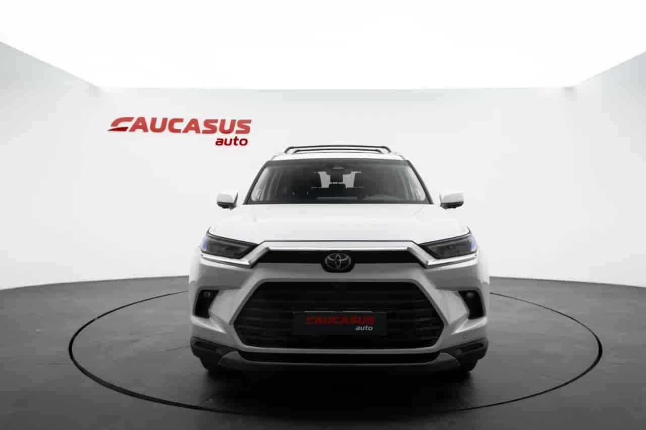TOYOTA Grand Highlander - 2