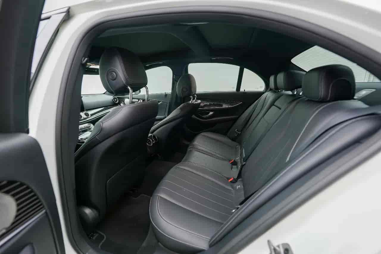 MERCEDES-BENZ E-Class - 9