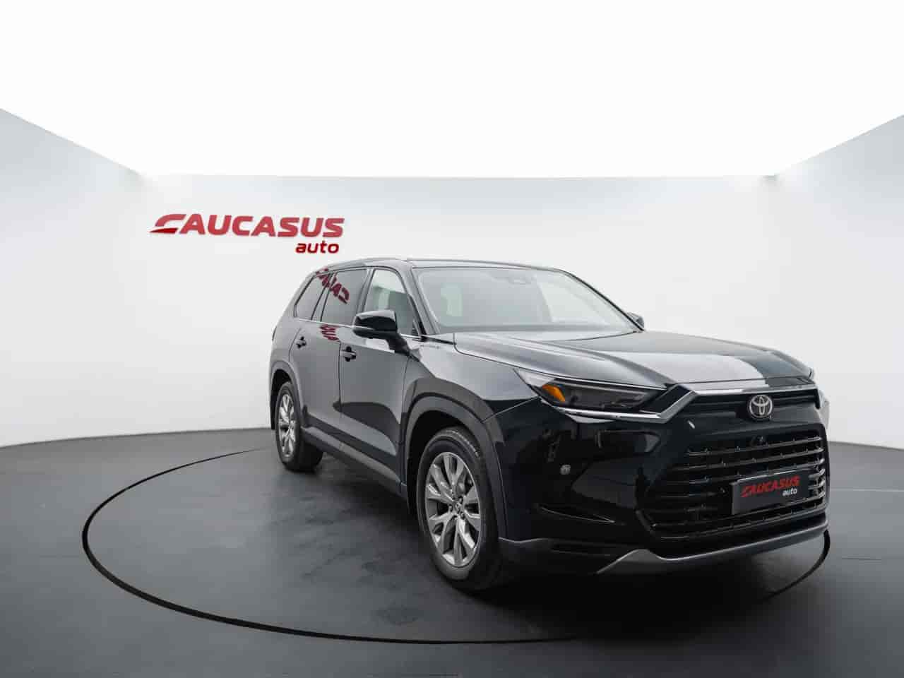 TOYOTA Grand Highlander - 3