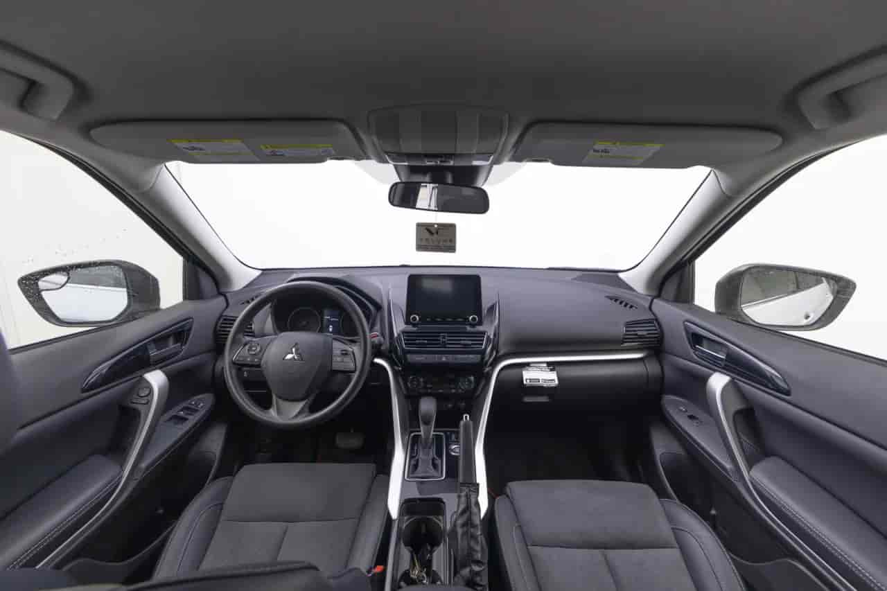 MITSUBISHI Eclipse Cross - 9