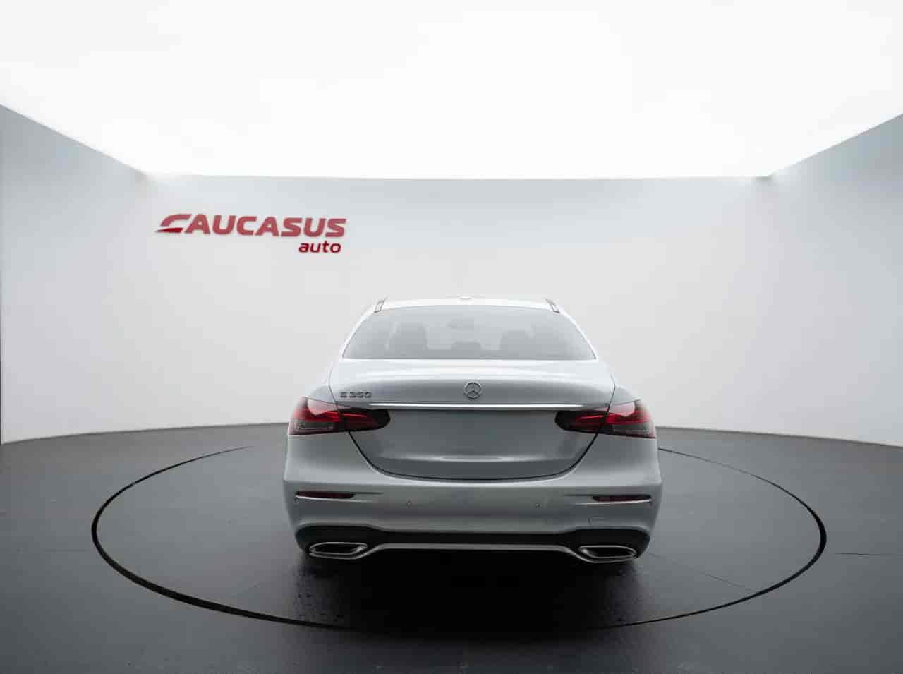 MERCEDES-BENZ E-Class - 5