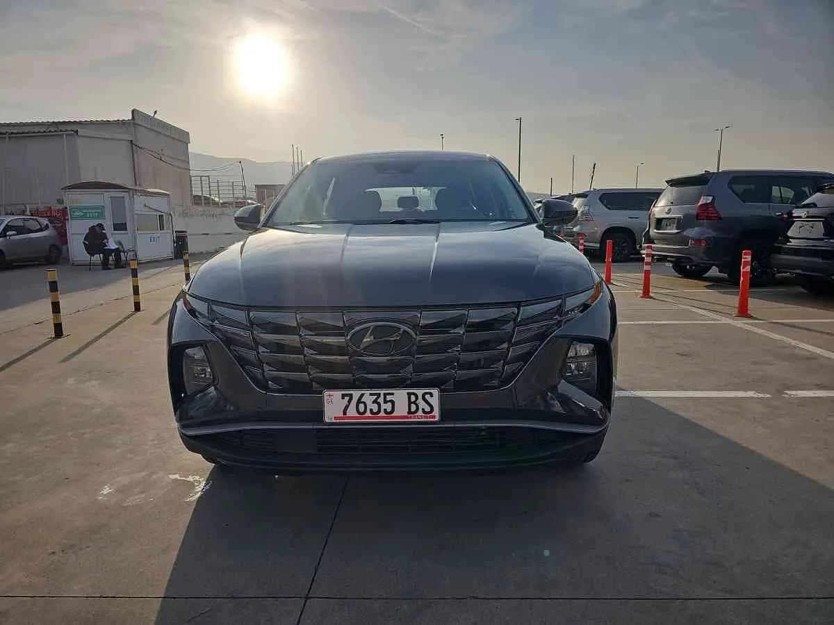 HYUNDAI Tucson - 2