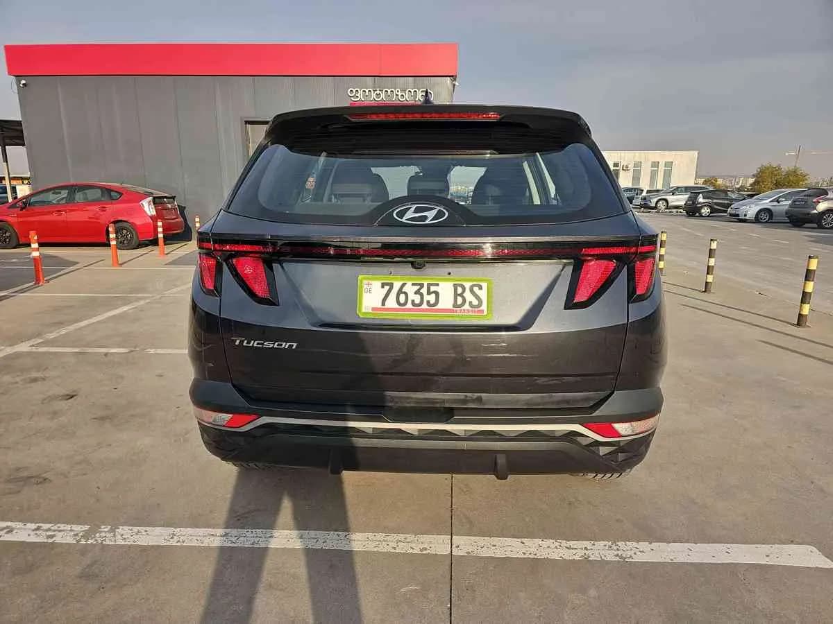 HYUNDAI Tucson - 5
