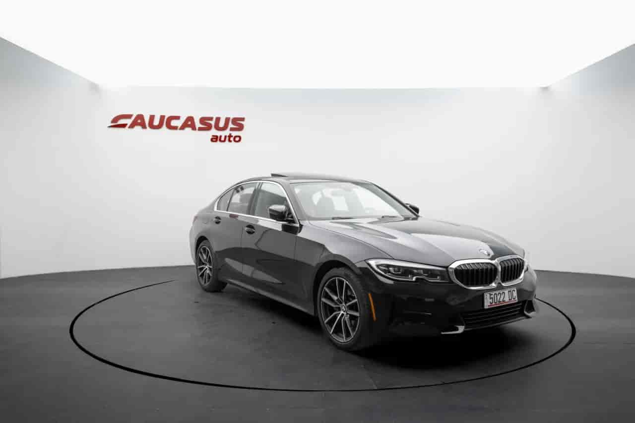 BMW 330i - 3