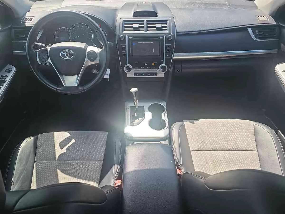 TOYOTA Camry - 8