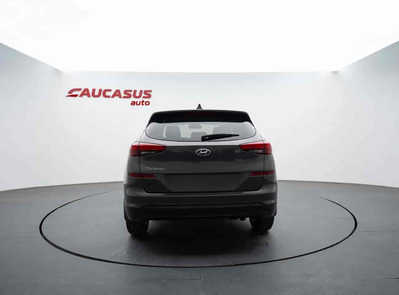 HYUNDAI Tucson - 5