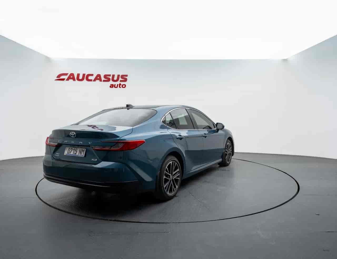 TOYOTA Camry - 4