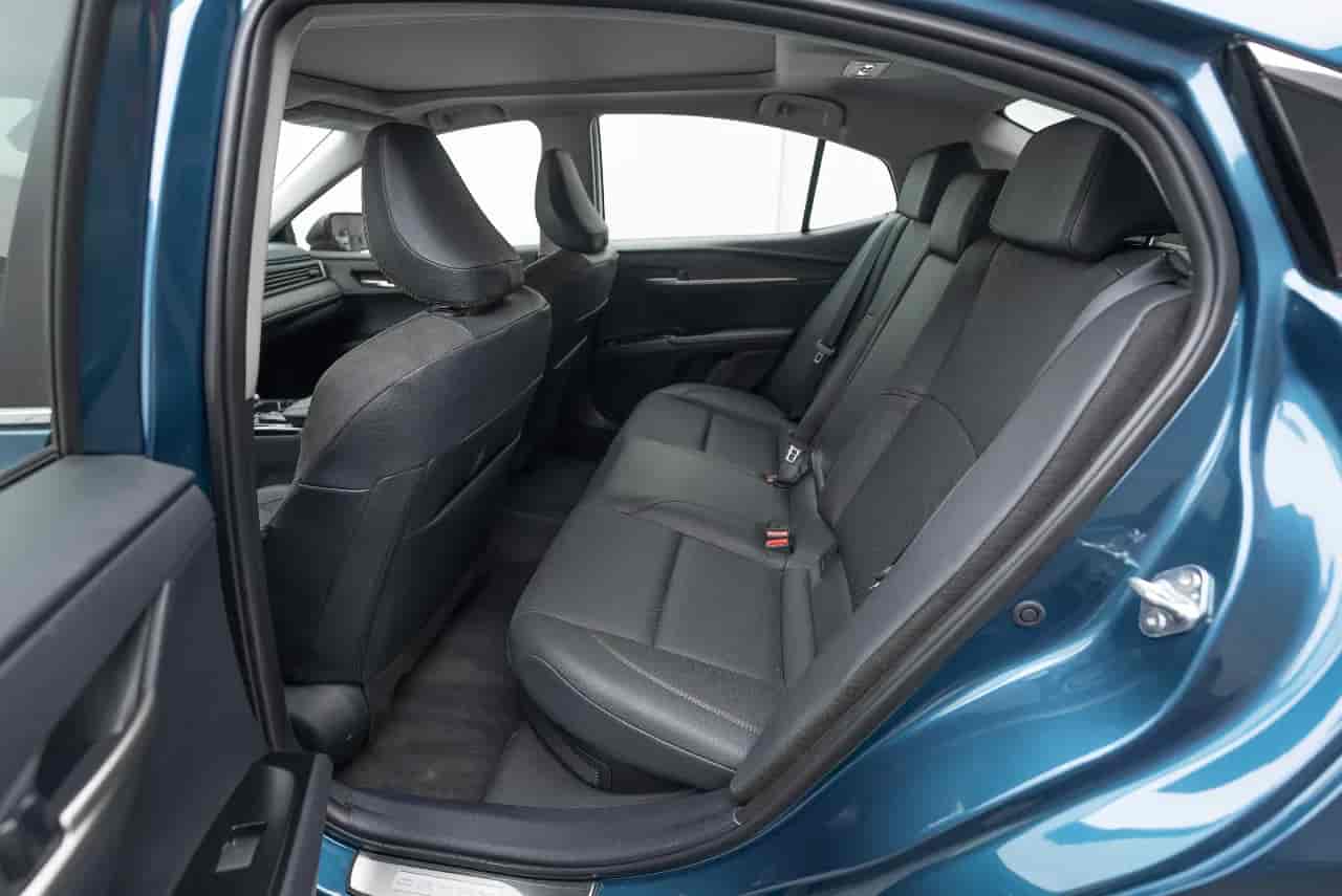 TOYOTA Camry - 8