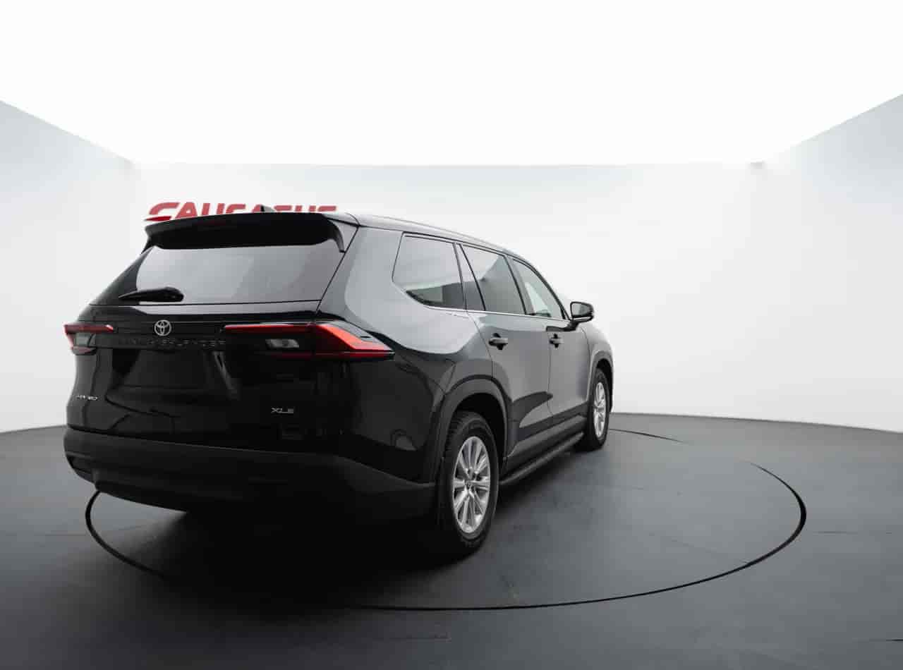TOYOTA Grand Highlander - 4