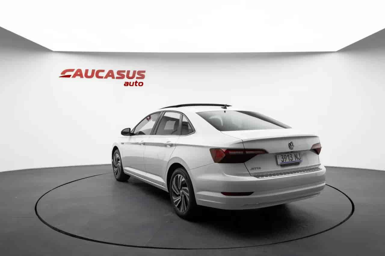VOLKSWAGEN Jetta - 6