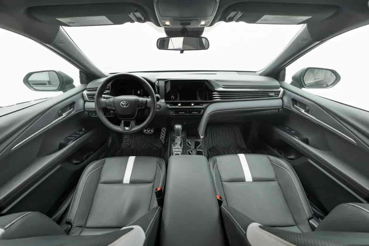 TOYOTA Camry - 8