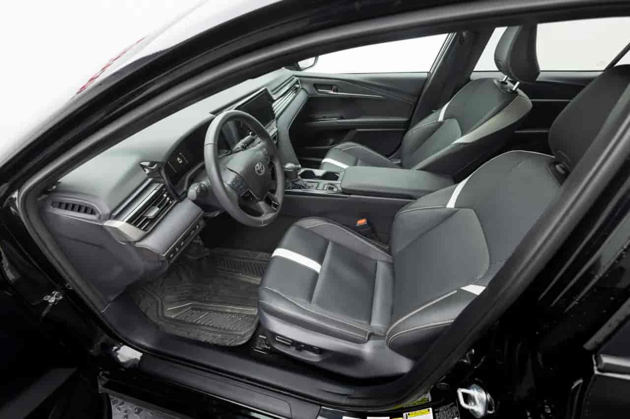 TOYOTA Camry - 9