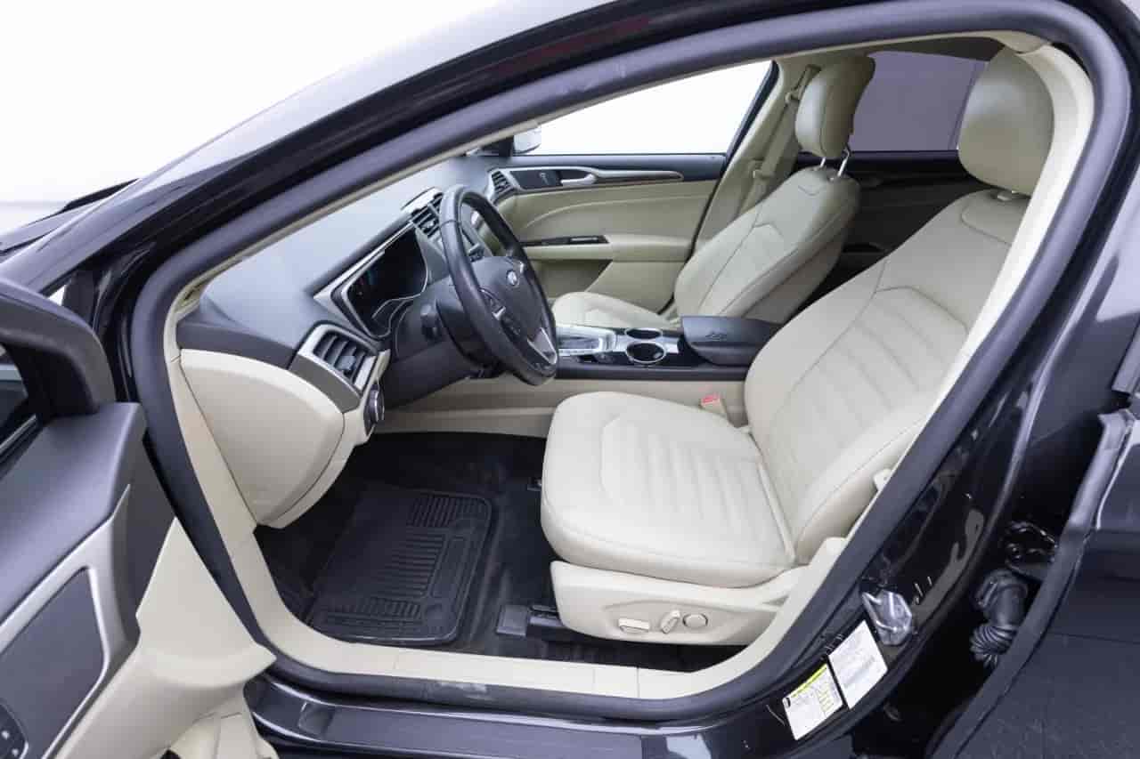 FORD Fusion - 10