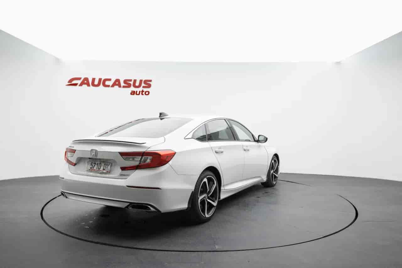 HONDA Accord - 4