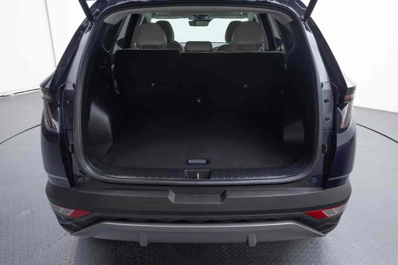 HYUNDAI Tucson - 7