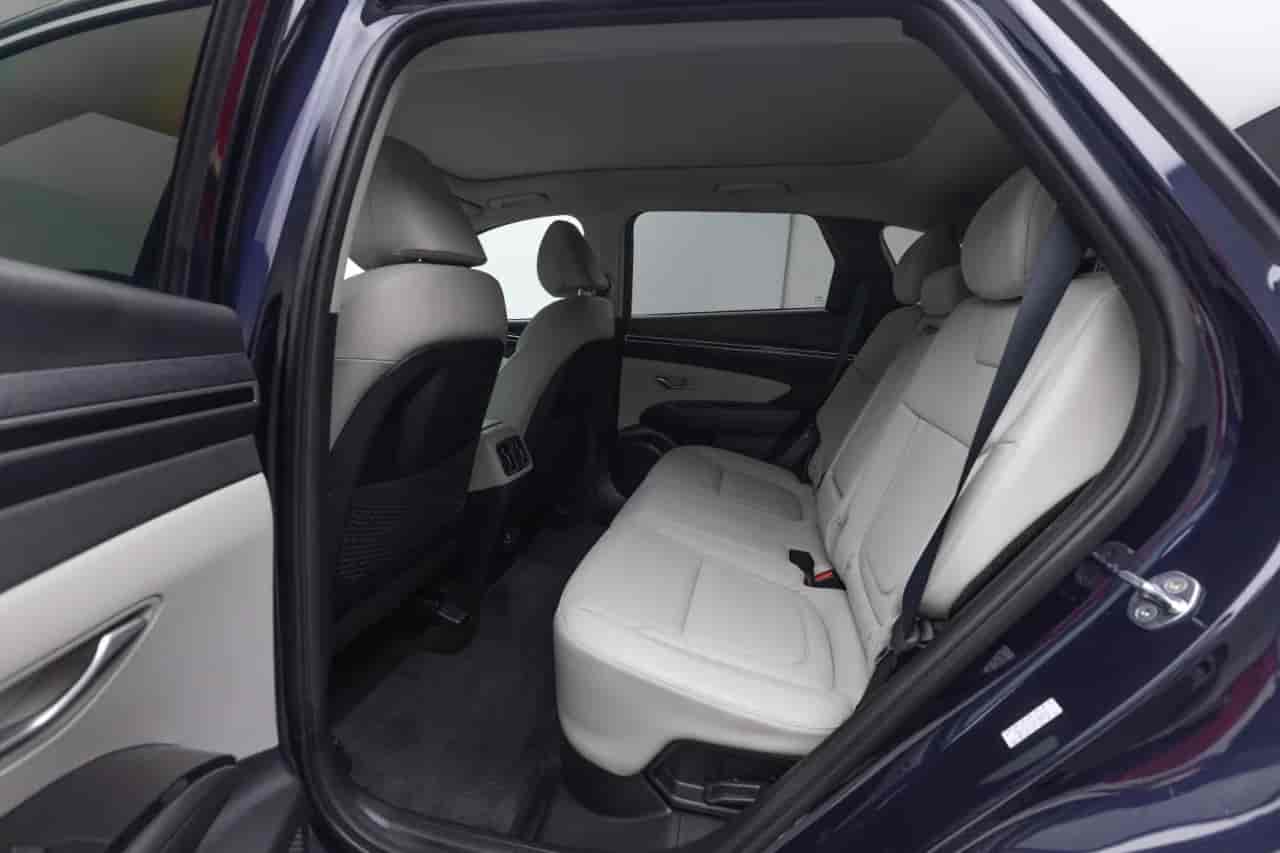 HYUNDAI Tucson - 8