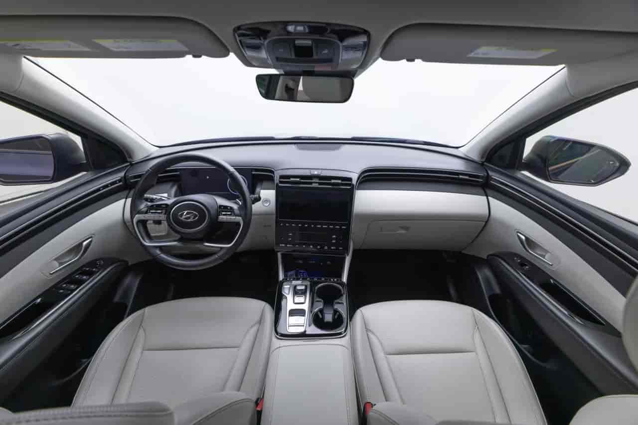 HYUNDAI Tucson - 9