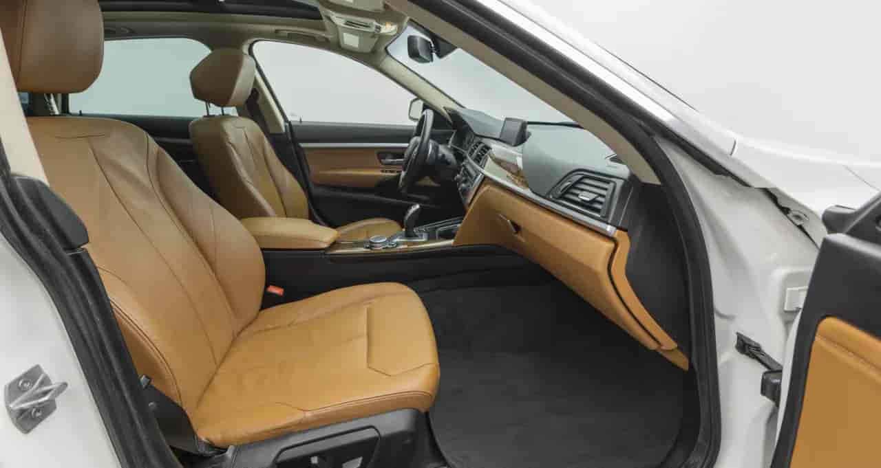 BMW 328i - 8