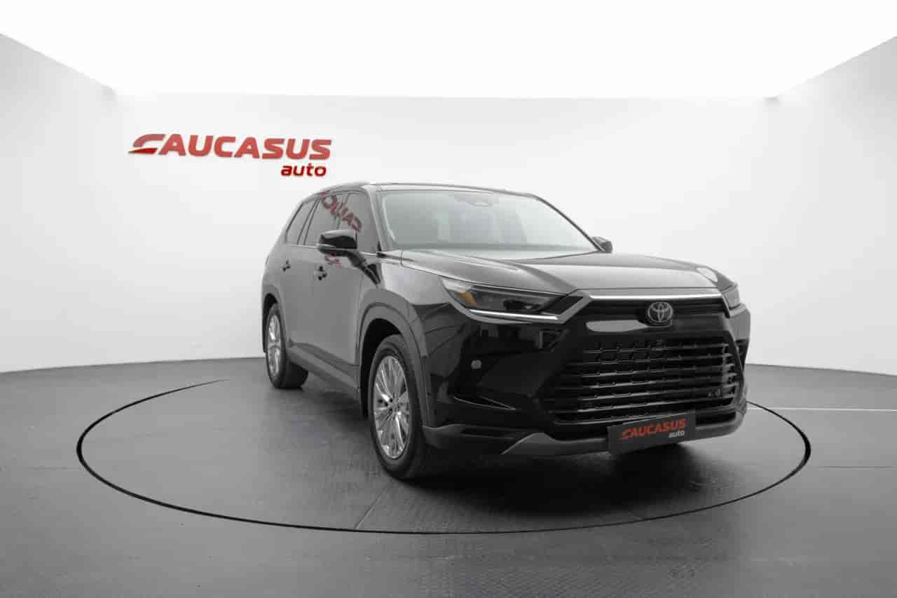 TOYOTA Grand Highlander - 3