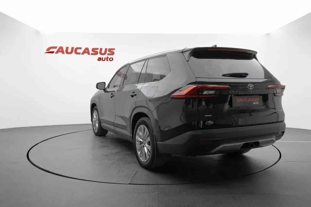 TOYOTA Grand Highlander - 7