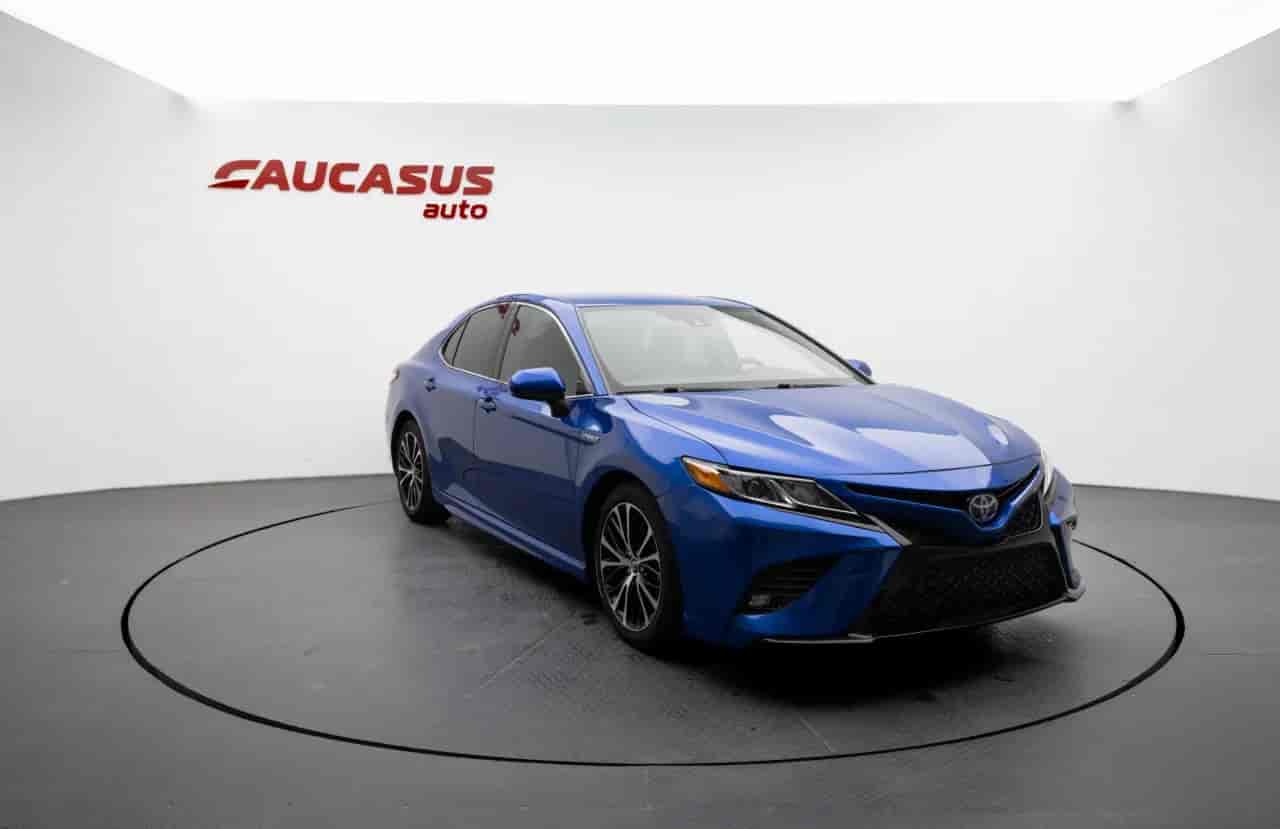 TOYOTA Camry - 3