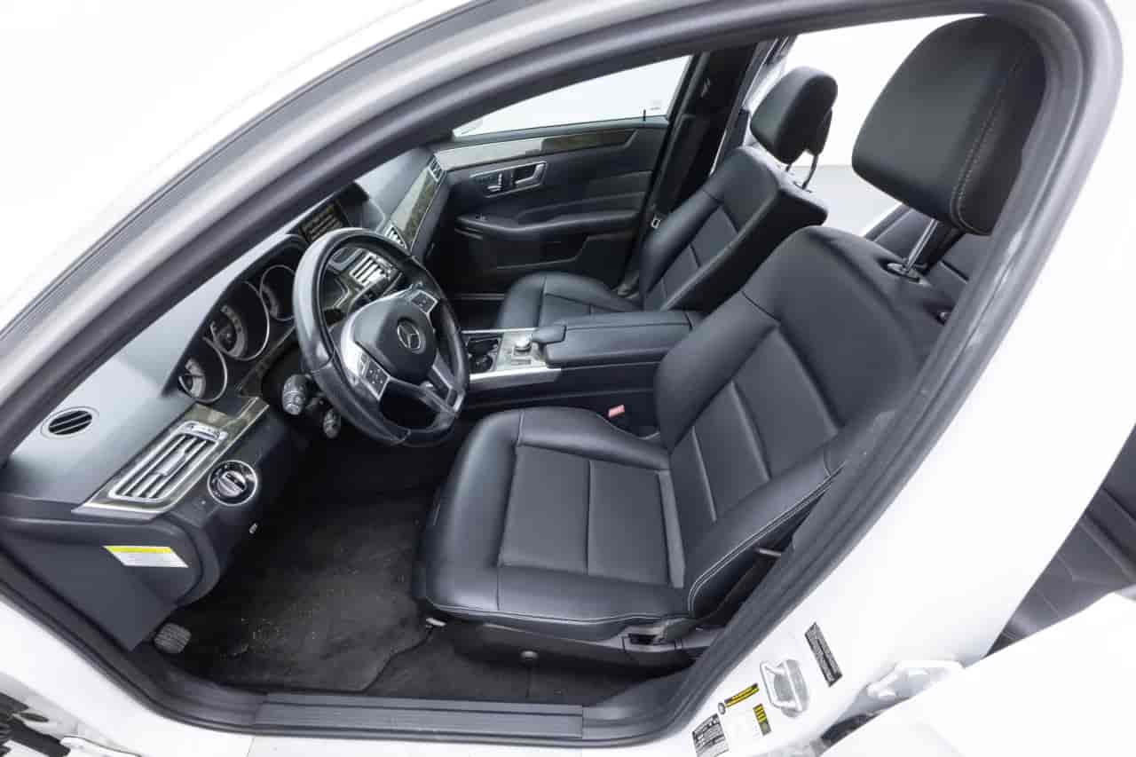 MERCEDES-BENZ E-Class - 8