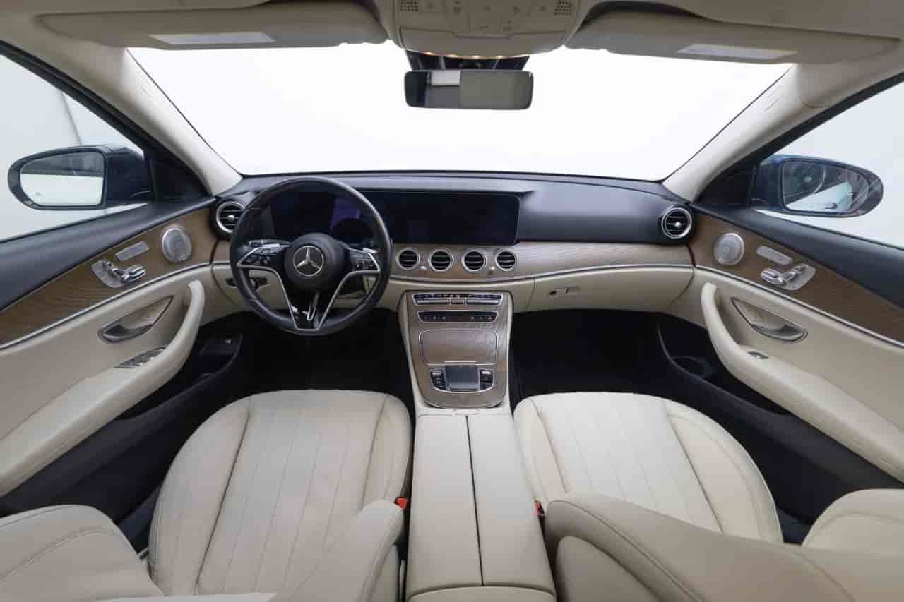 MERCEDES-BENZ E-Class - 9