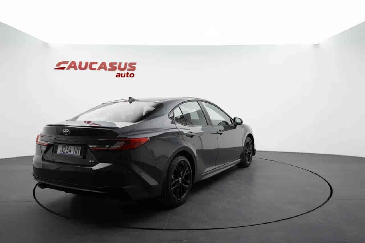 TOYOTA Camry - 4