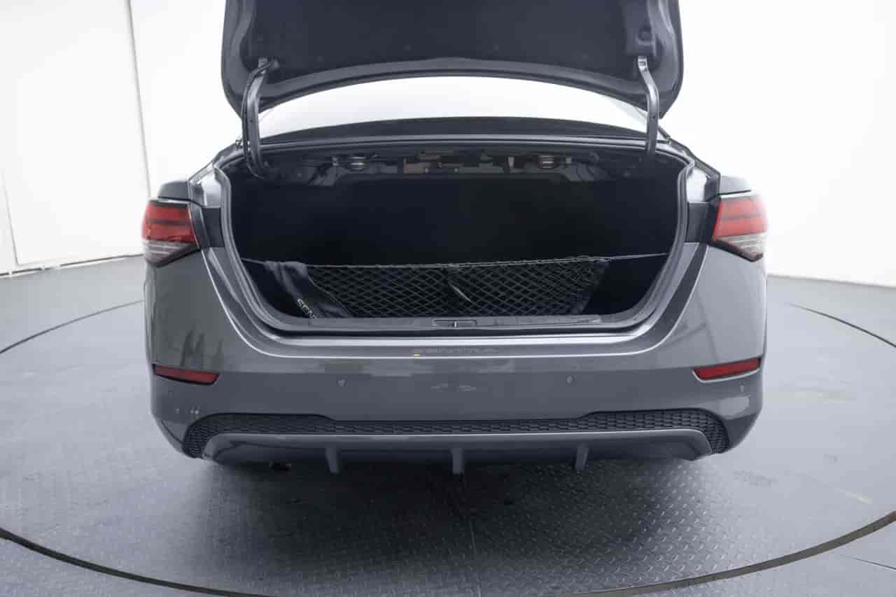 NISSAN Sentra - 7