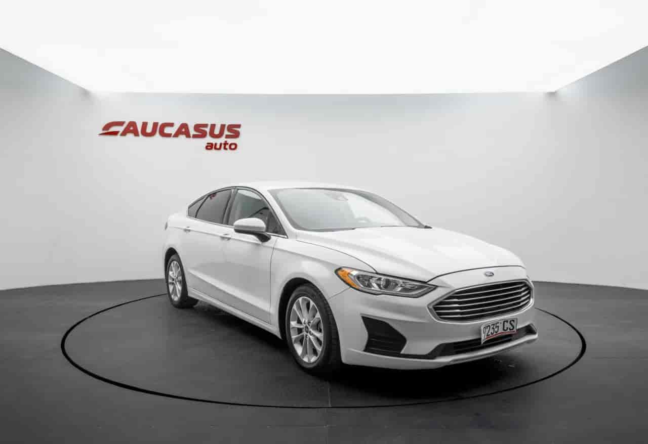 FORD Fusion - 3