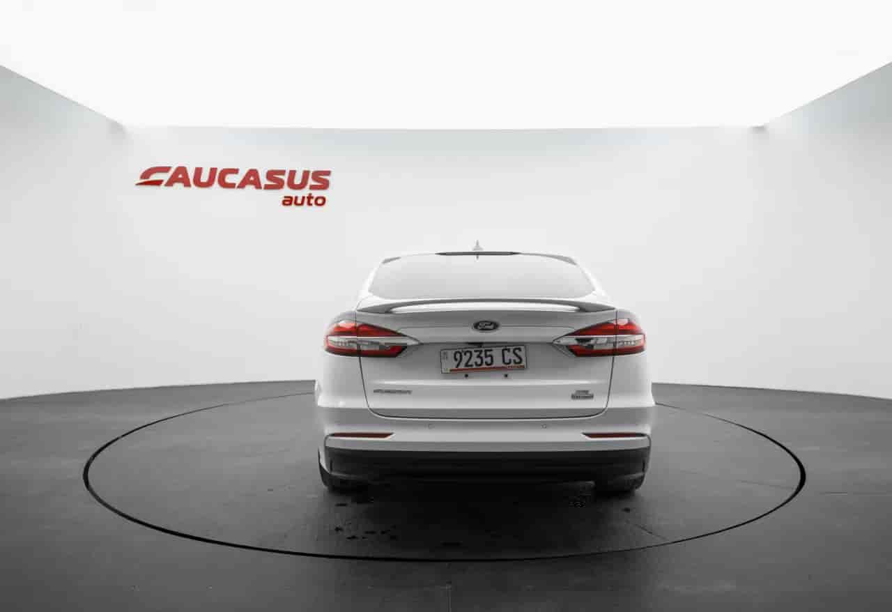 FORD Fusion - 5