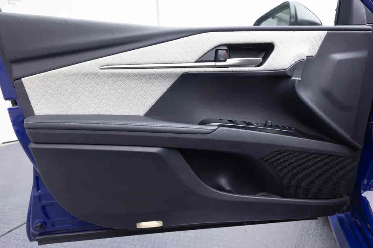 TOYOTA Camry - 10
