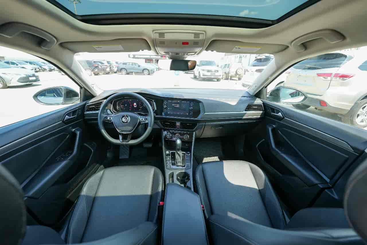 VOLKSWAGEN Jetta - 9