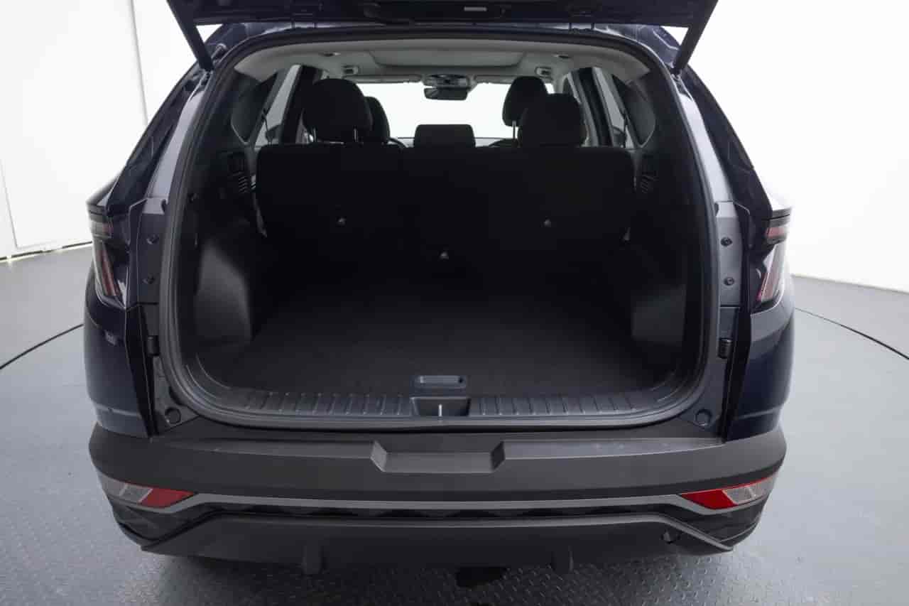 HYUNDAI Tucson - 7