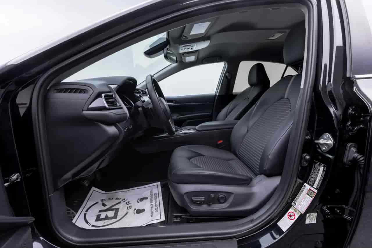 TOYOTA Camry - 10